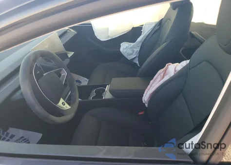 2024 Tesla Model 3 из США, поврежденный, VIN 5YJ3E1EB2RF819461